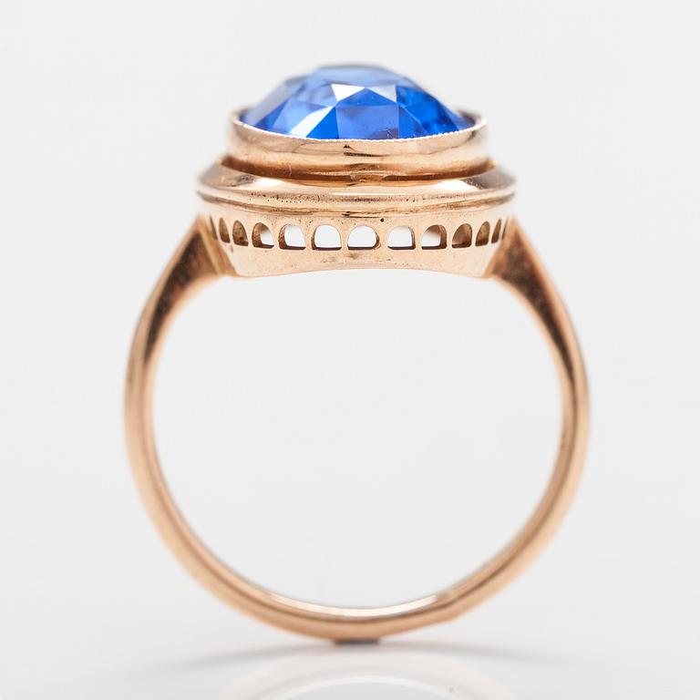 SORMUS, 14K kultaa, synteettinen kvartsi.