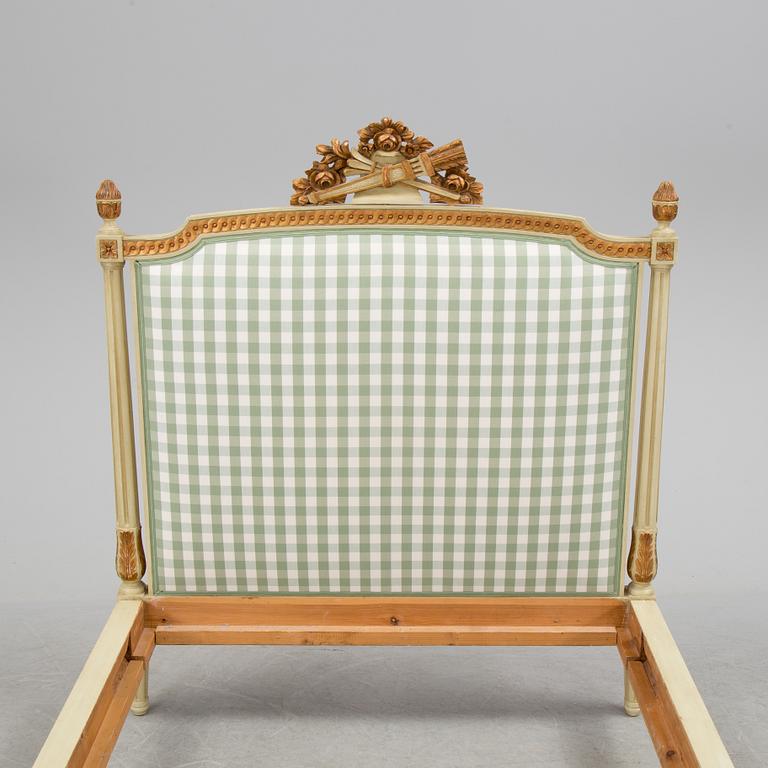A Gustavian style bed, 20th century.