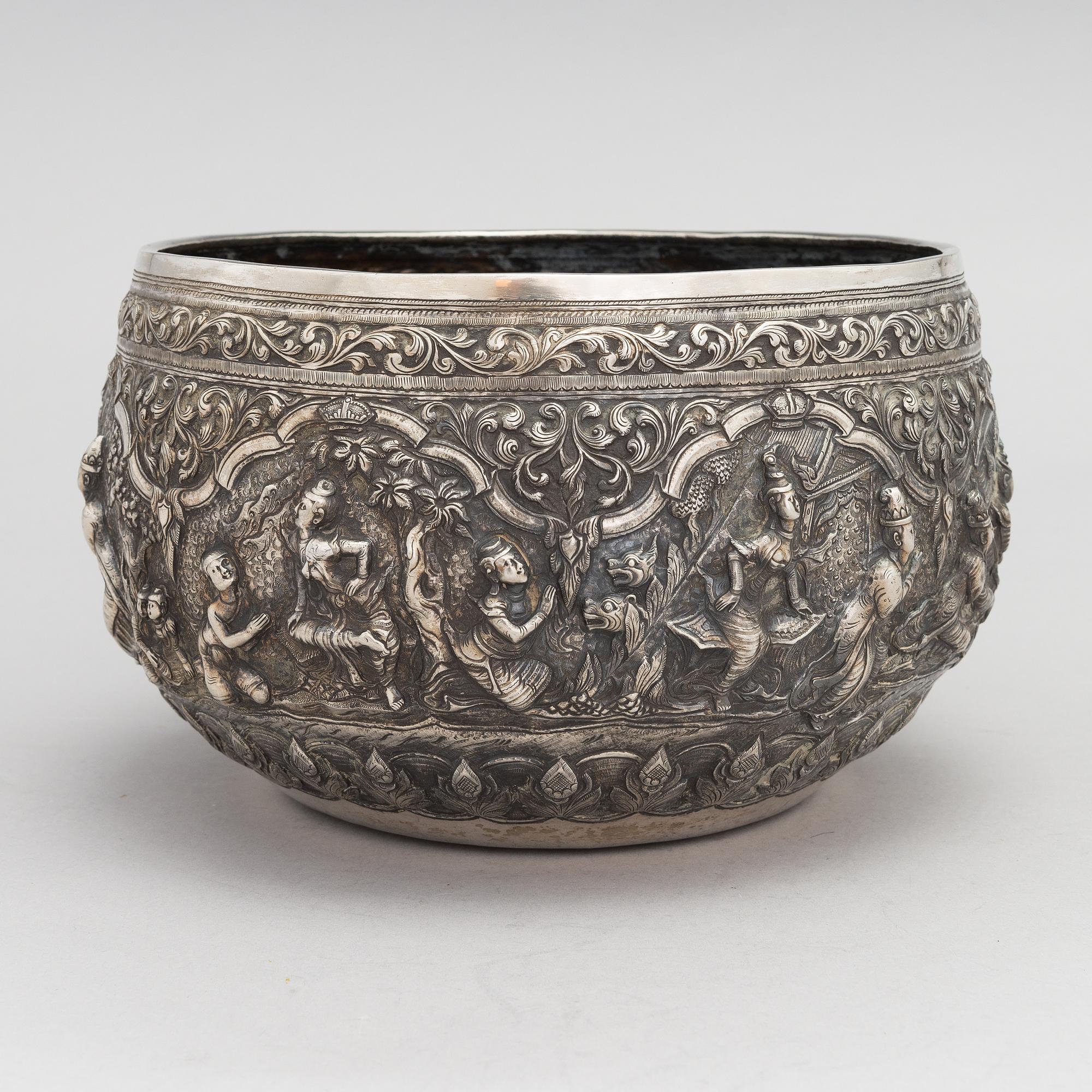 An early 20th-century silver bowl from Sri Lanka/ India.