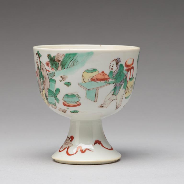 STEMCUP, porslin. Qingdynastin, Kangxi (1662-1722).