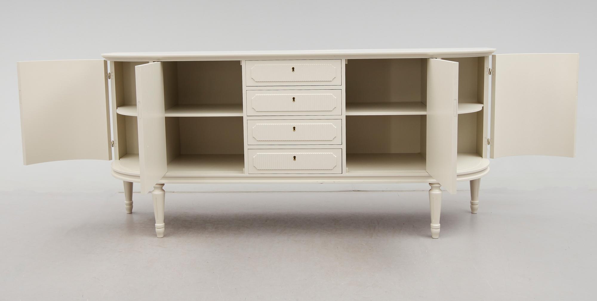 SIDEBOARD, gustaviansk stil, 1900-talets andra hälft.