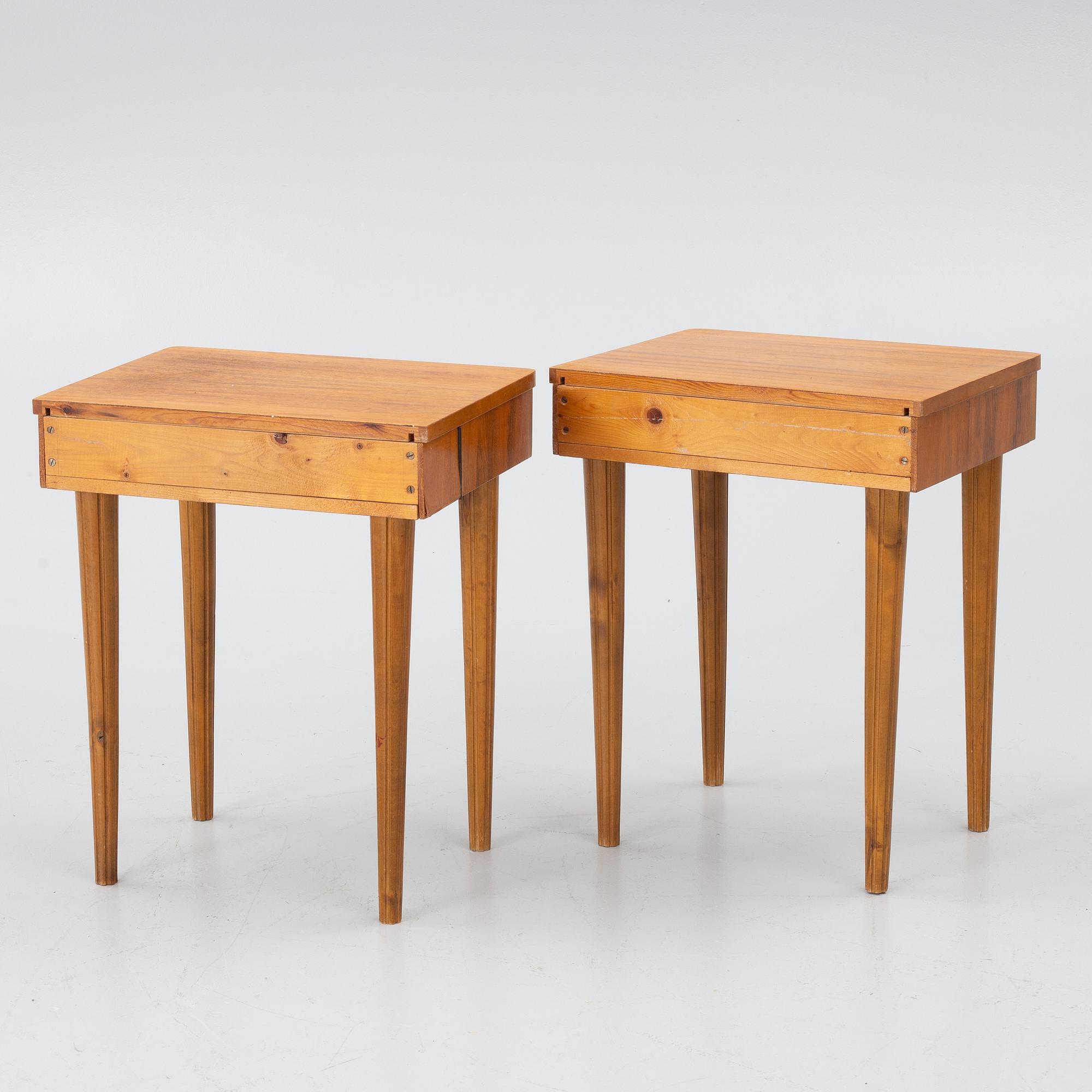 Bedside tables, a pair, Swedish Modern, 1940s.