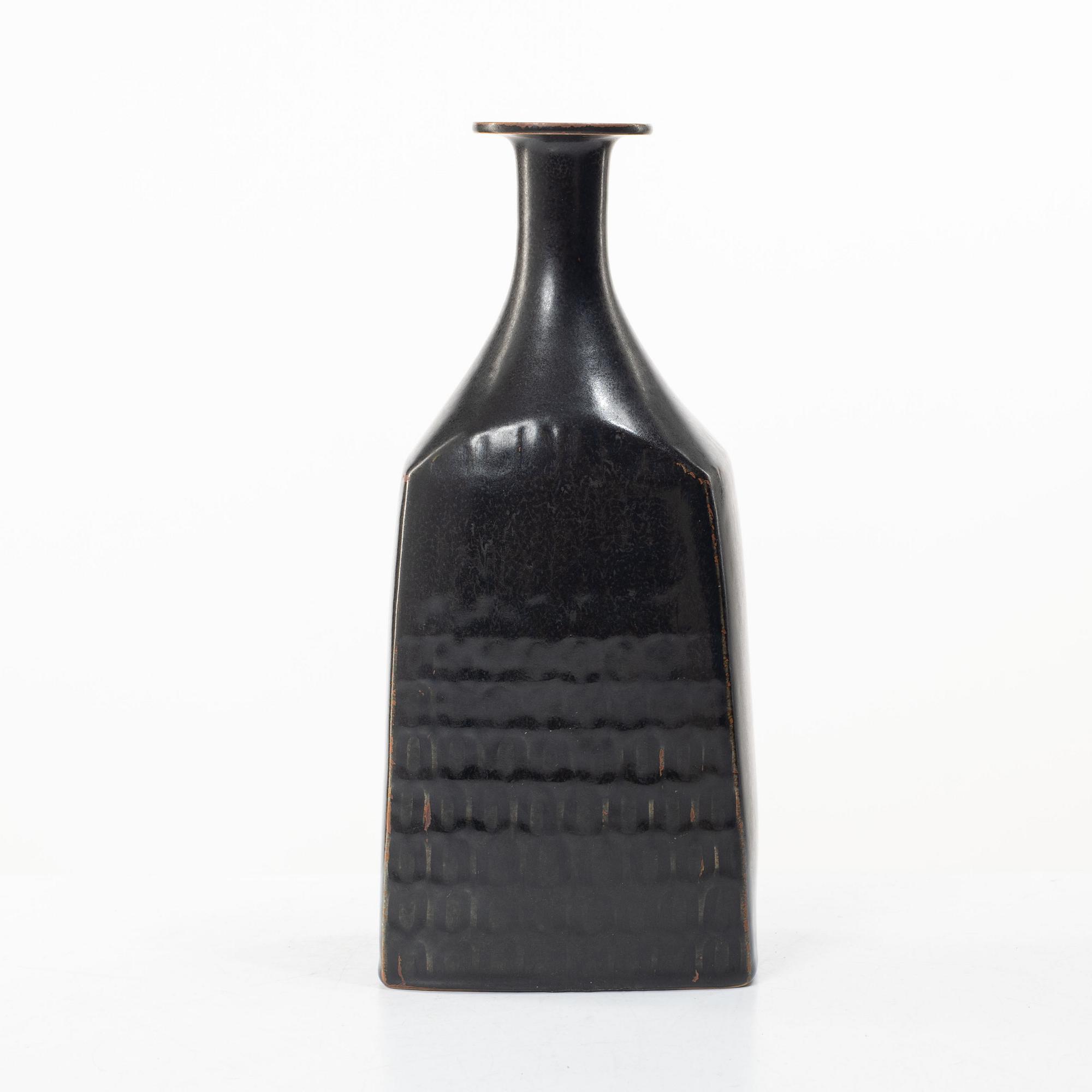 Stig Lindberg, a vase, Gustavsberg Studio.