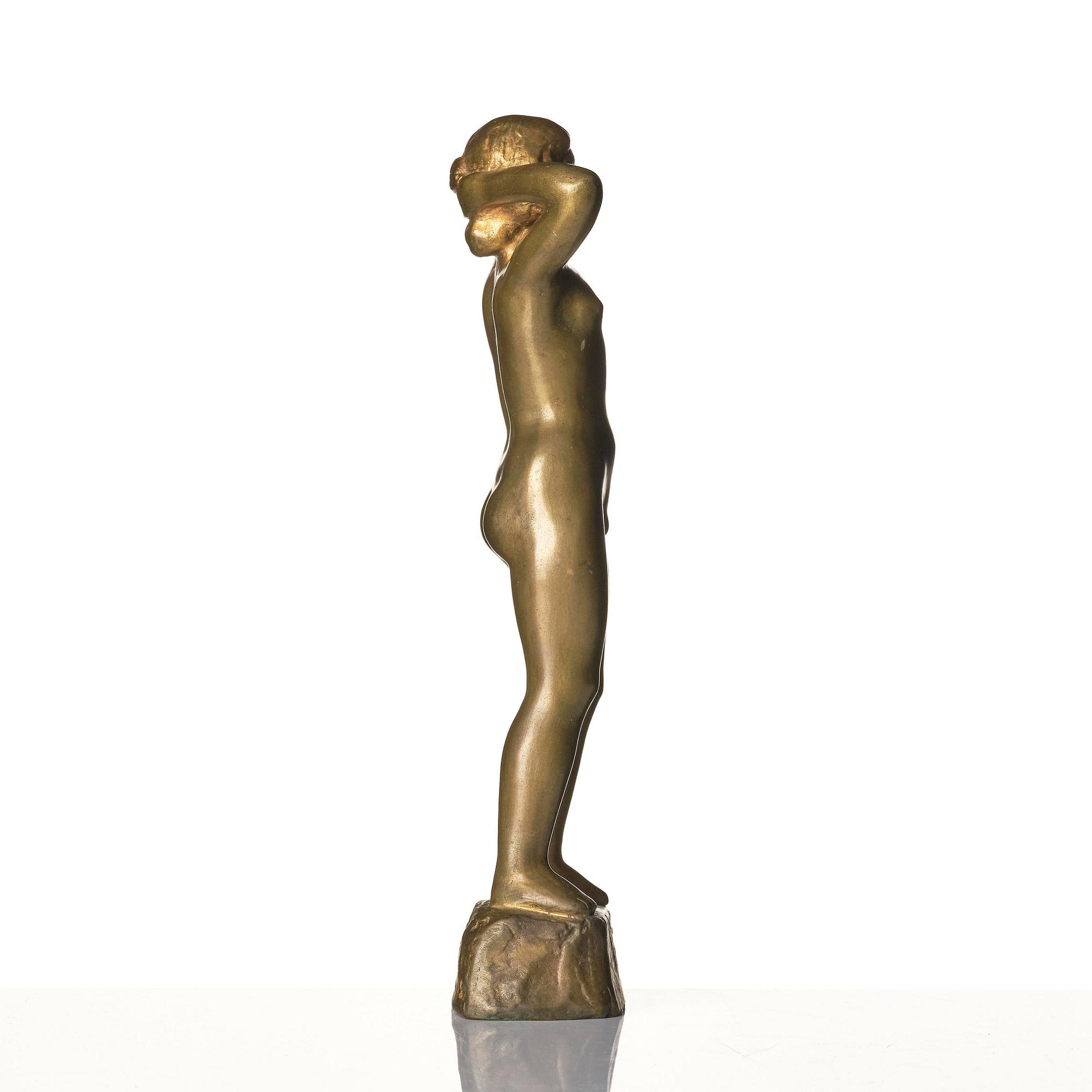 Ninnan Santesson, Standing model.