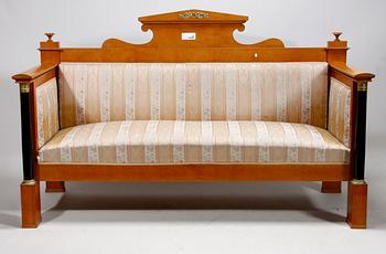 SOFFA. Karl Johan, 1800-talets första hälft.