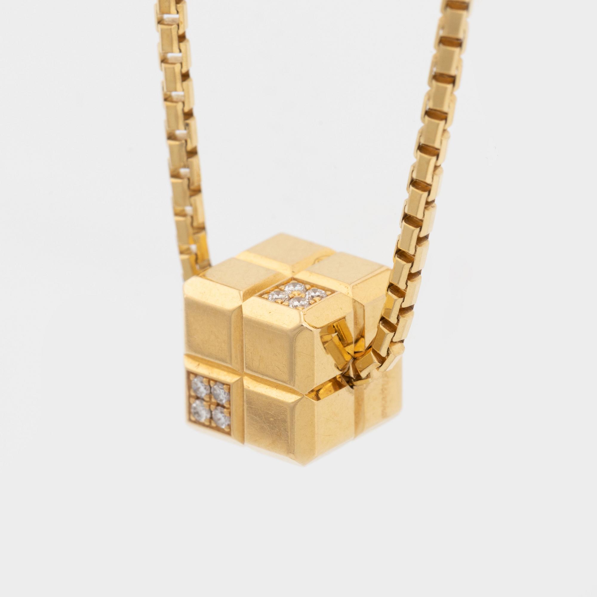 18K gold and brilliant cut diamond "ice cube" necklace, Chopard.