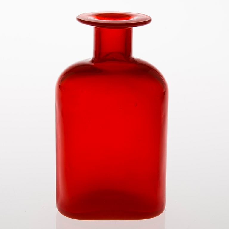 An 'Art Rosso' bottle signed Kaj Franck Nuutajärvi Notsjö.