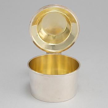 SIGURD PERSSON, a sterling silver sugar bowl, Stockholm 1955.