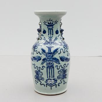 VAS, porslin, Kina, sent 1800-/tidigt 1900-tal.