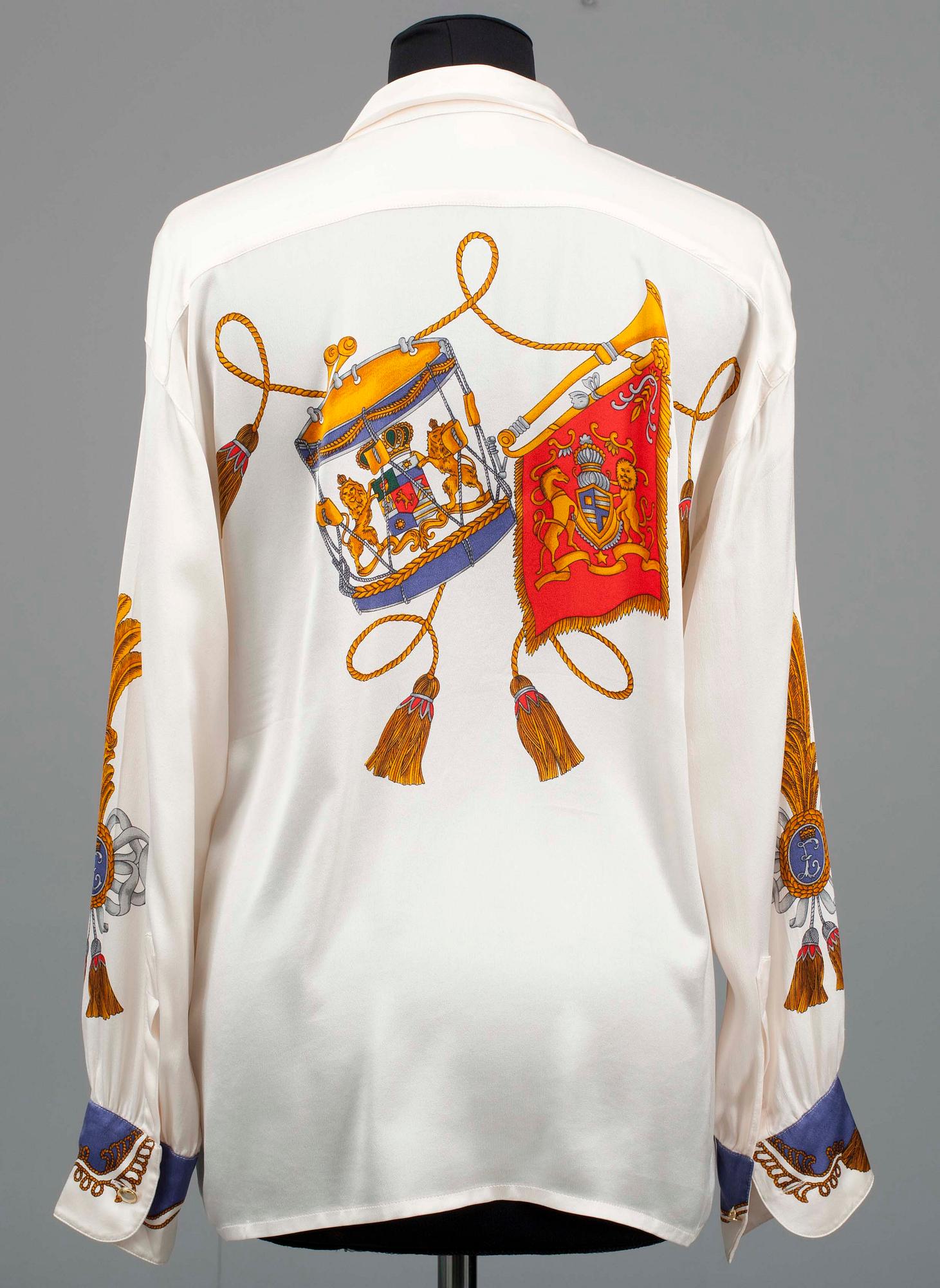 BLUS, Escada.