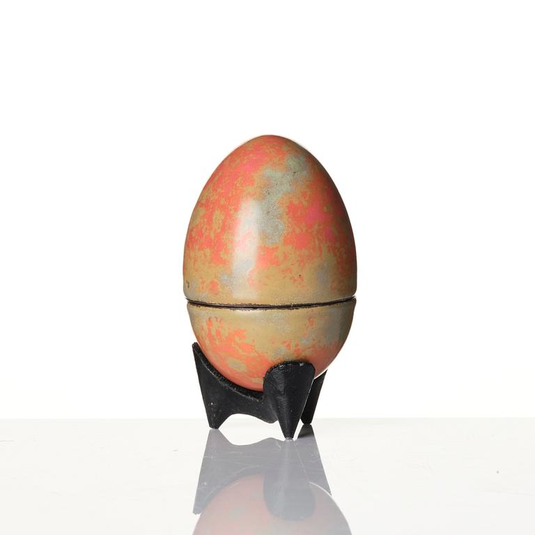 Hans Hedberg, a faience sculpture of an egg, two-part, Biot, France.