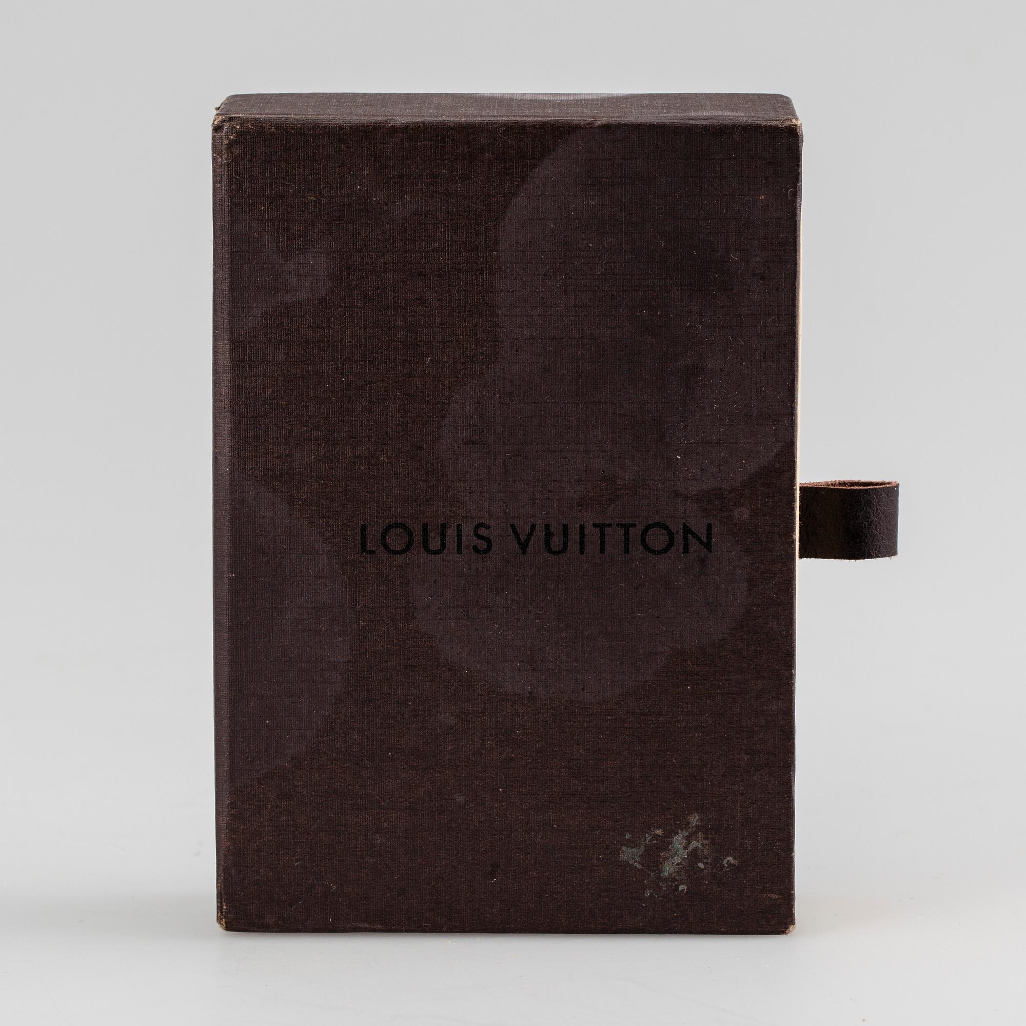 VÄSKSMYCKE, Louis Vuitton.