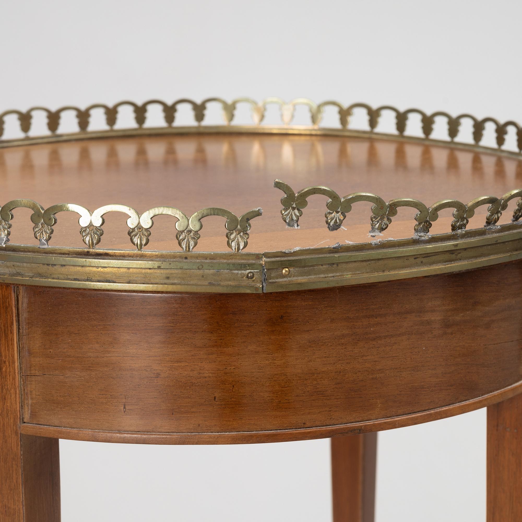 A pair of Gustavian style side tables, Sweden, around 1900.