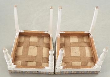 TABURETTER, ett par, sent 1800-tal.