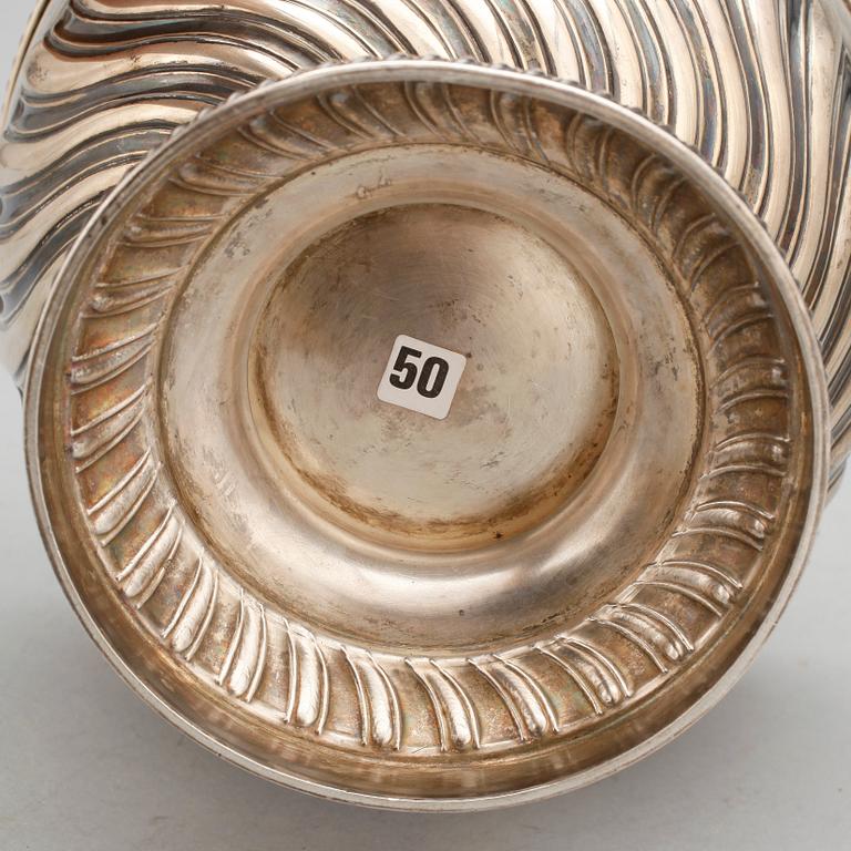 SKÅL, silver, Sheffield 1899. Vikt ca 536 gram.
