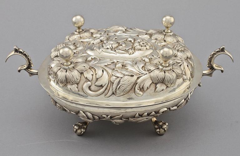 TERRIN, silver, Topazio, Portugal, 1900-tal. Vikt 1 980 g.