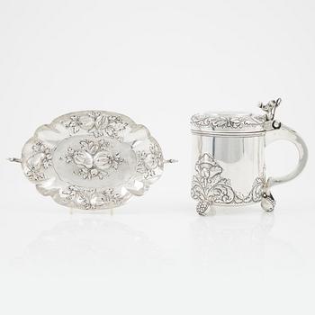Stop samt konfektskål, silver, barockstil, fantasistämplar, omkring 1900.