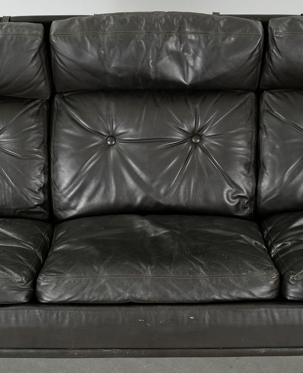 A 1960/70s "Lincoln" sofa, designed by Torbjørn Afdal for Karl Sørlie & Sønner.