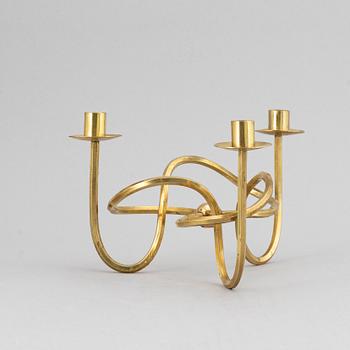 JOSEF FRANK, ljusstake, mässing, "Vänskapsknuten", Firma Svenskt Tenn.