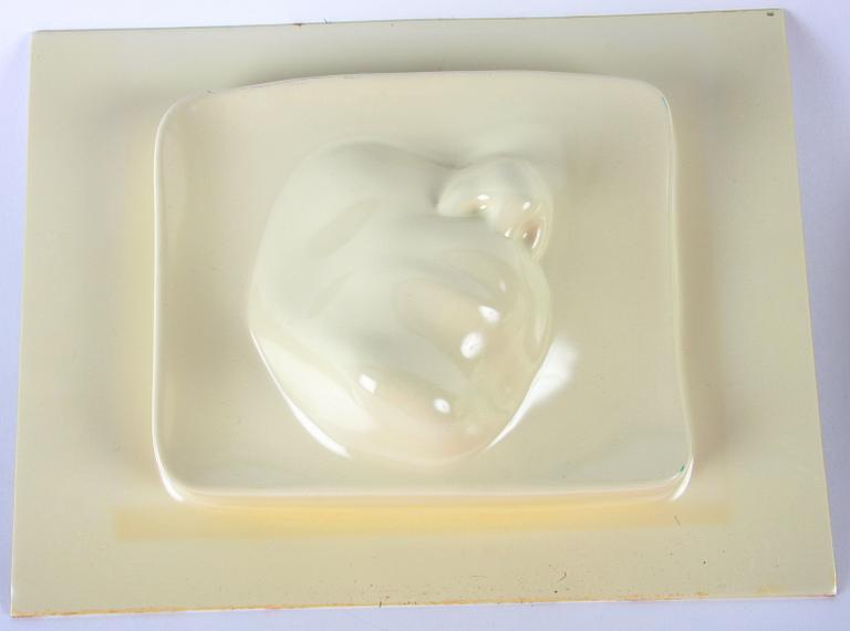 BÄCKSTRÖM, BARBRO. Reliefer, 3 st, plast, sign o dat 1973.