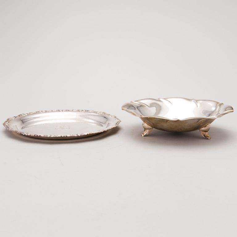 SKÅL OCH BRICKA, silver, finska stämplar, 1940 resp 1933.