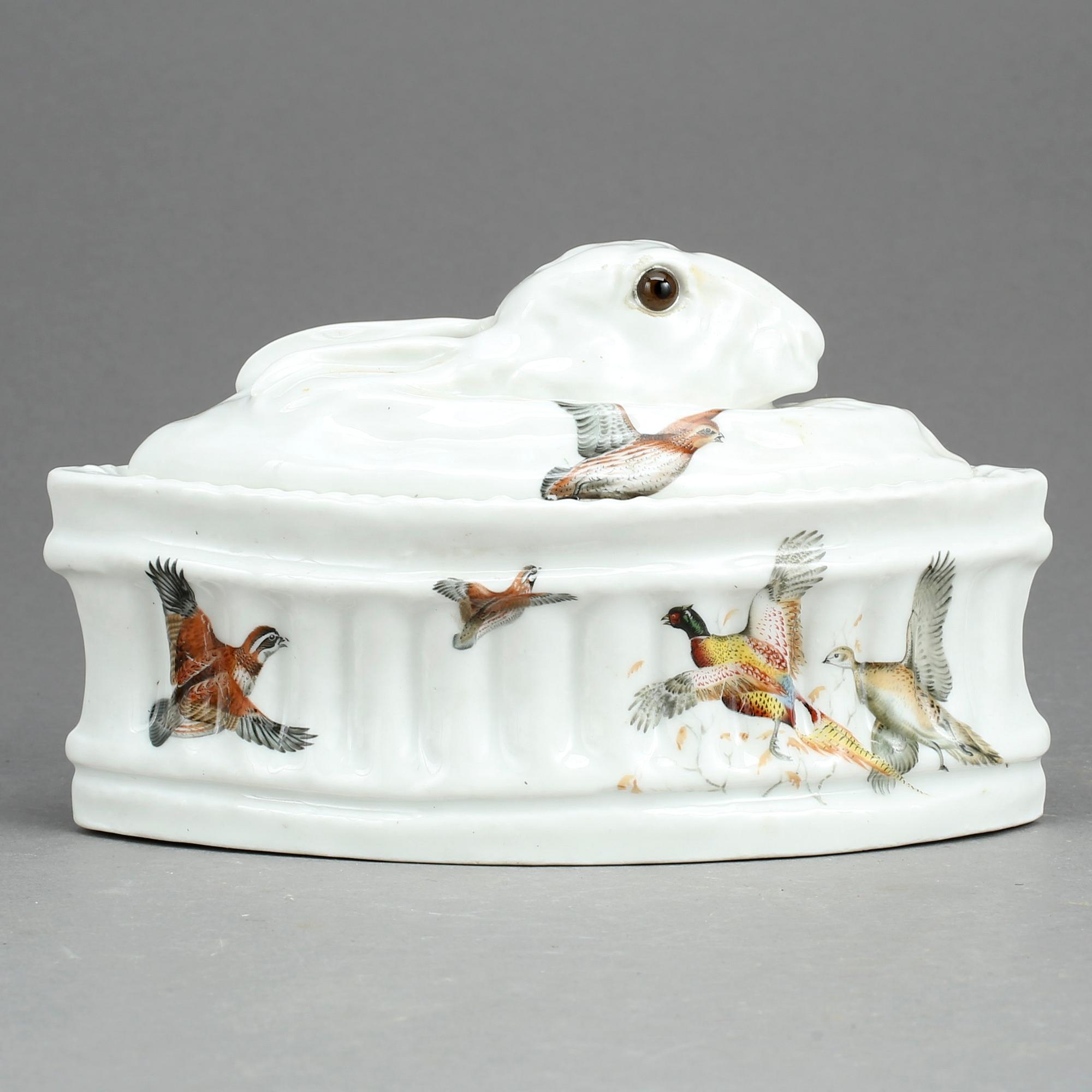 TERRIN, porslin, sannolikt Frankrike, 1800-tal.
