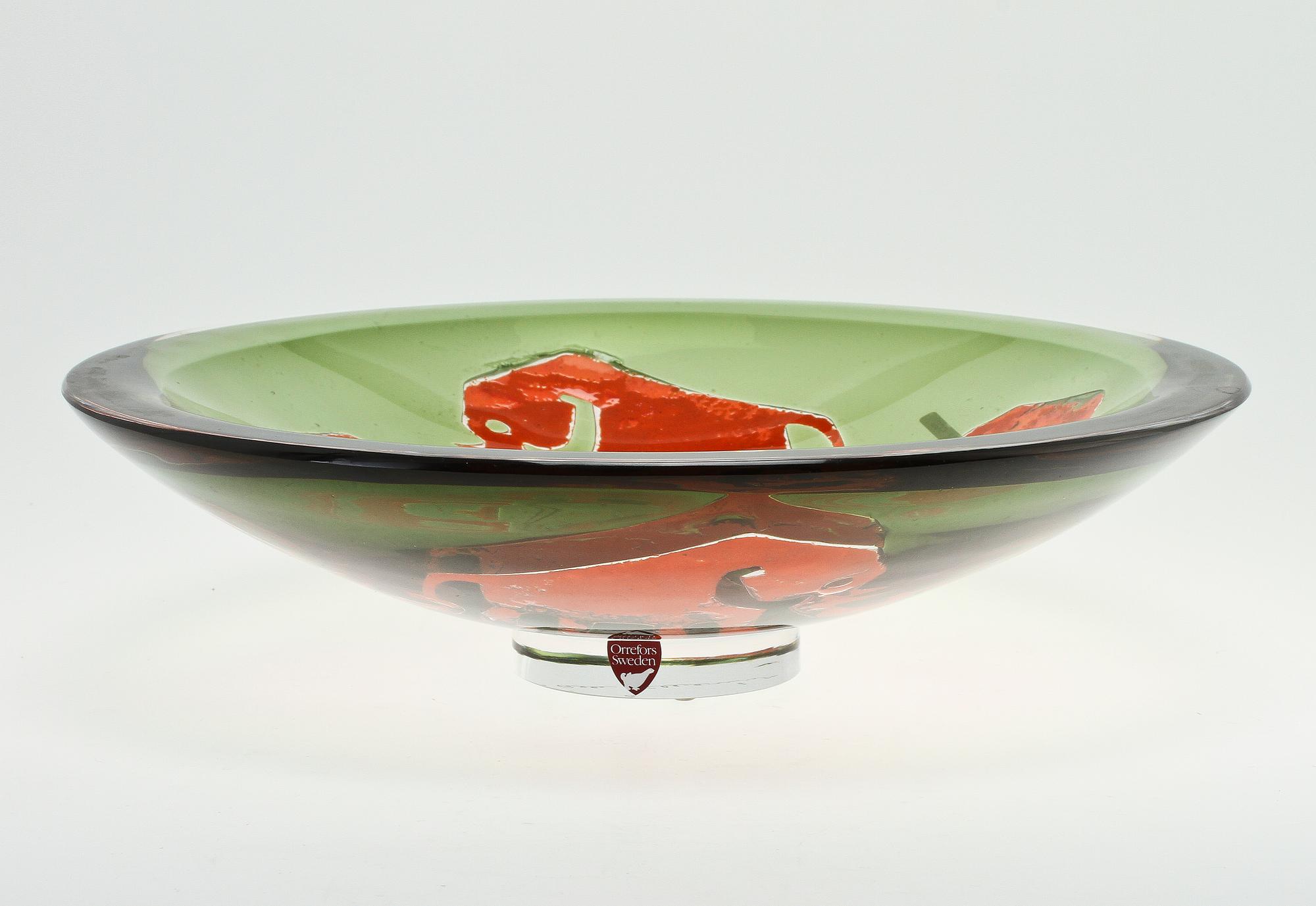 SKÅL, glas, "Elefanter"/"Elefants", Olle Alberius, Orrefors Gallery, 1988.