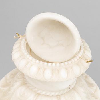 An alabaster urn/table lamp, 20th century.