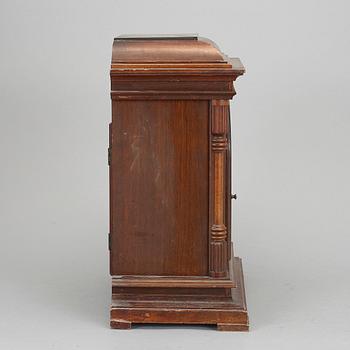 BORDSPENDYL, Chime silent, tidigt 1900-tal.