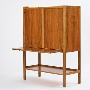 Josef Frank, a cabinet model "B 2135", Firma Svenskt Tenn, pre 1985.