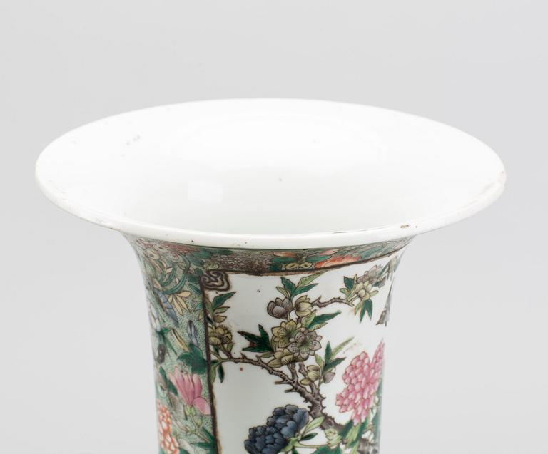 A Chinese 19th century porcelain vase.