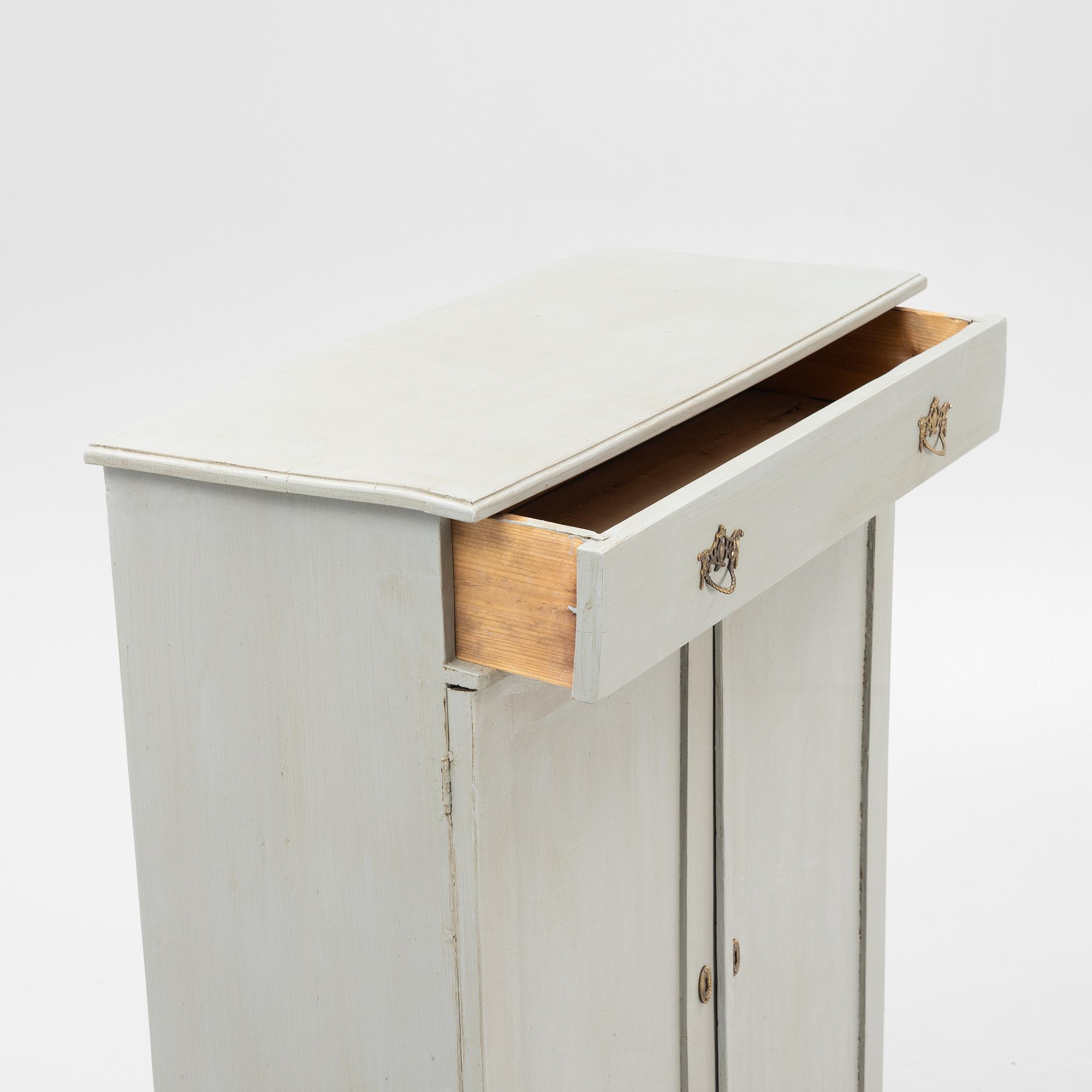 A painted sideboard, late 20th Century.