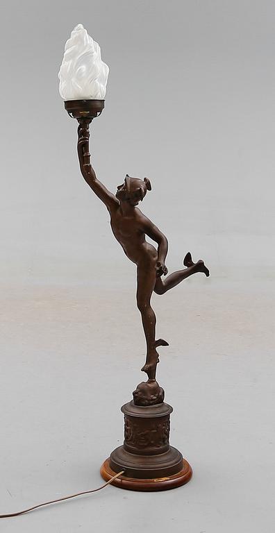 GOLVLAMPA, patinerad metall, 1900-tal.