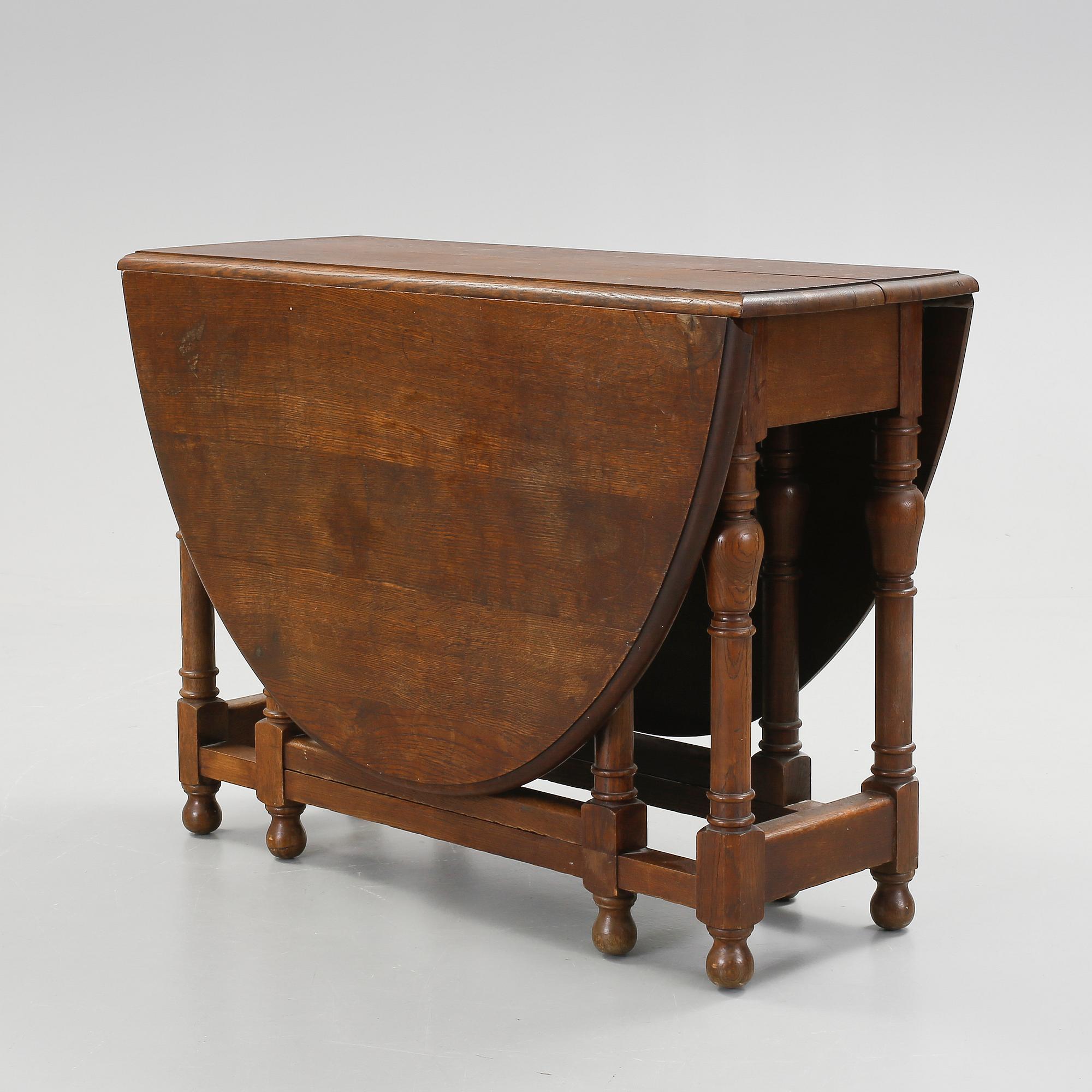 SLAGBORD, ek. Barockstil, 1900-talets första hälft.