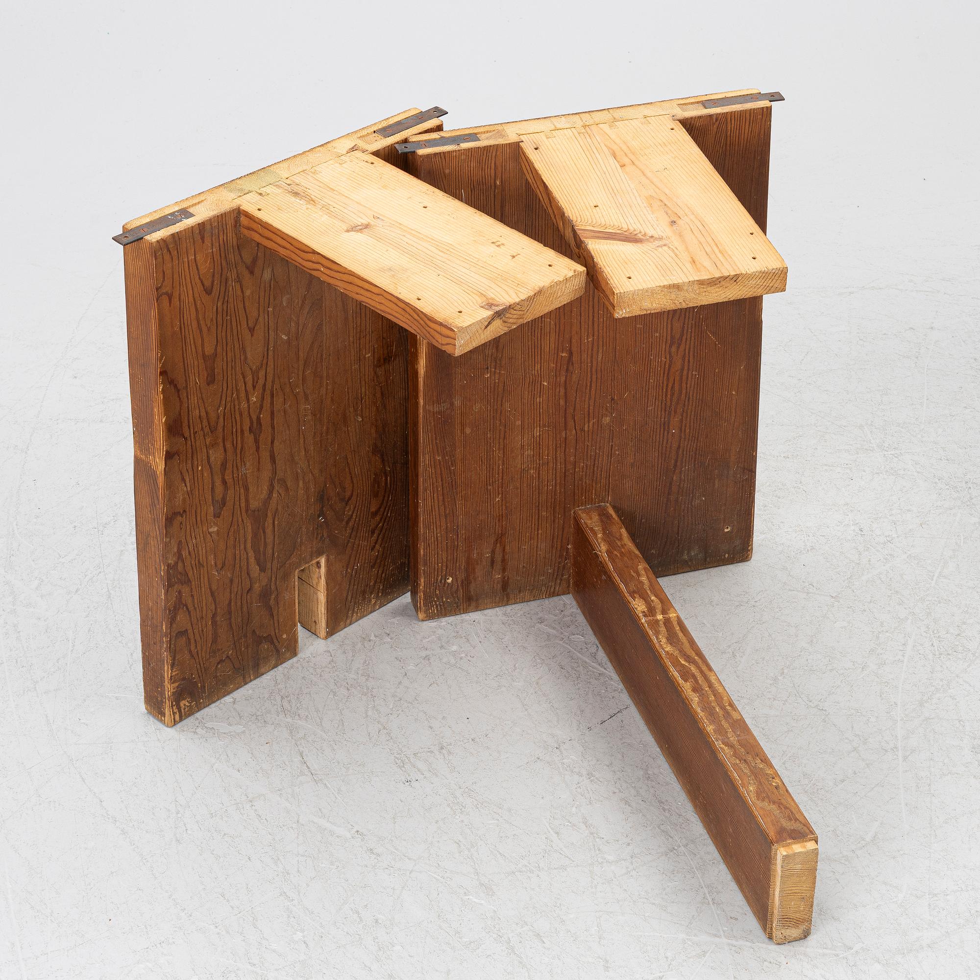 Axel Einar Hjorth, a 'Lovö' table, Nordiska Kompaniet, 1930's.