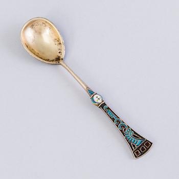 FABERGÉ, SKED, emalj, silver (88), delvis förgylld, Moskva 1899-1914, kontrollmästare Ivan Lebedkin.