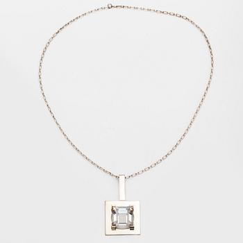 Mirjam Salminen, pendant and chain, faceted synthetic spinel, silver, Kaunis Koru 1974.