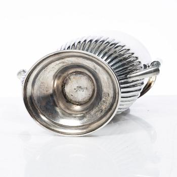 CG Hallberg, kaffeservis, 3 delar, silver, gustaviansk stil, Stockholm 1902.
