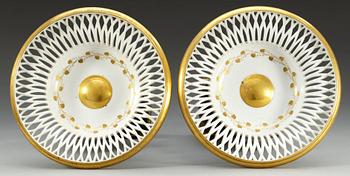 A pair of 'Egyptian' tazzas, Empire. (2).