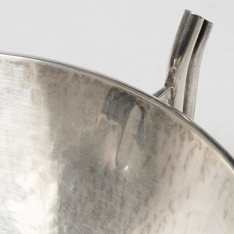 Tore Kullander, a silver bowl with handles, Borås, 1939.
