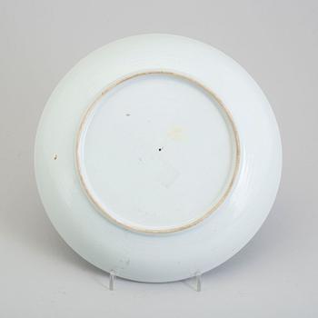 A 'bianco sopra bianco' dish, Qing dynasty, Qianlong (1736-95).
