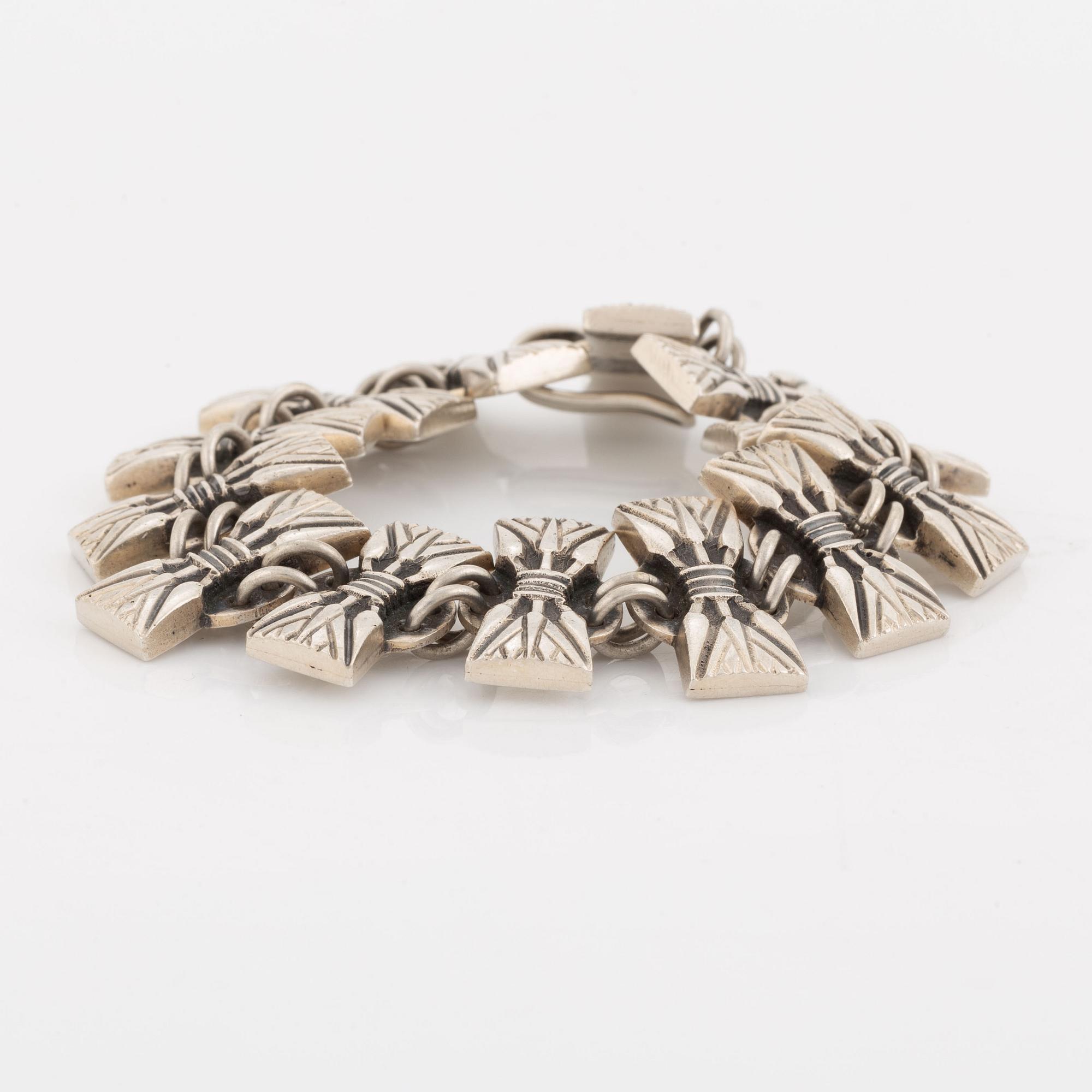 Hans Hansen, bracelet, sterling silver 'Egyptienne', 1940's.