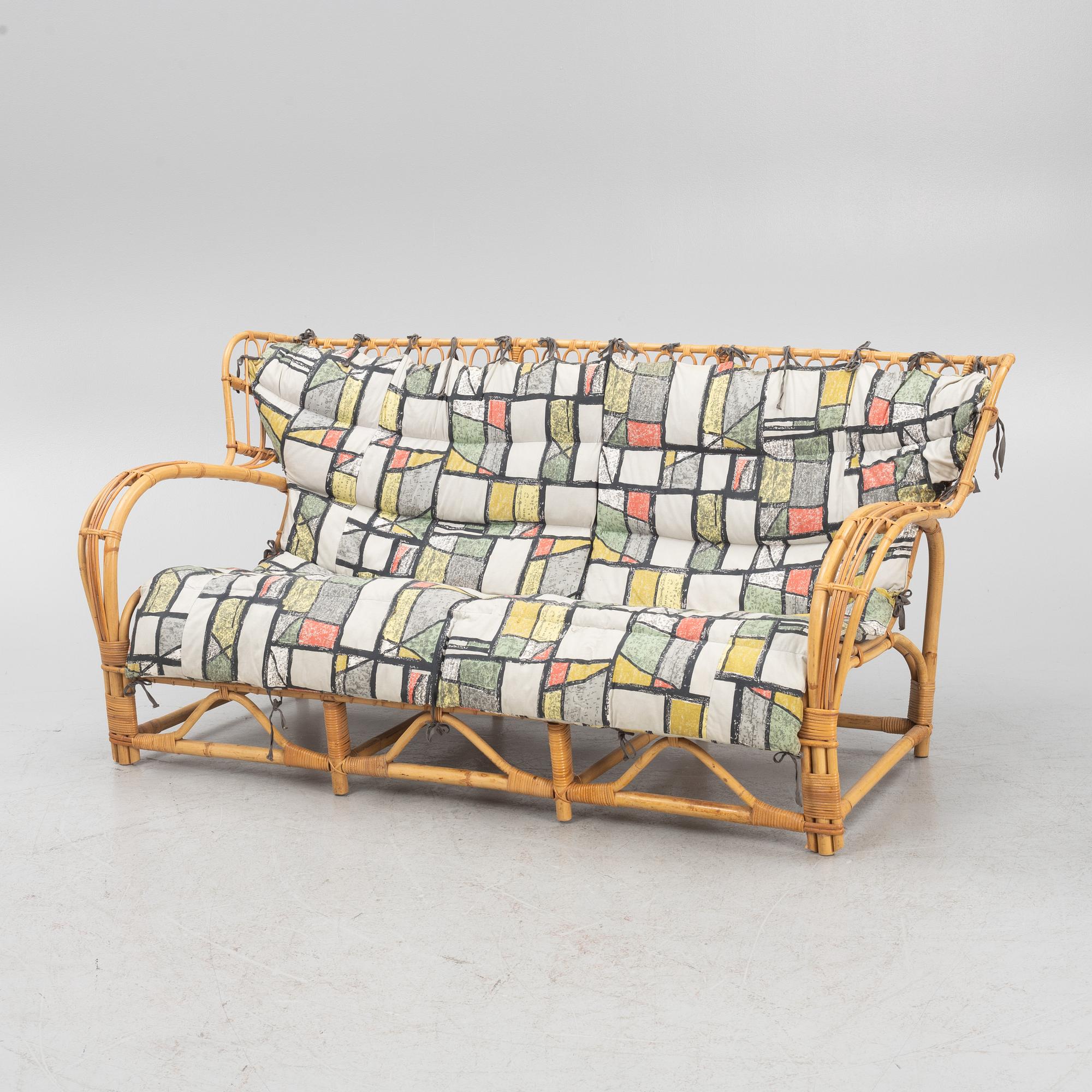 A Scandinavian Modern seating group, 1940's/50's.
