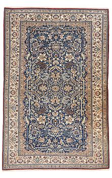 210. A CARPET, a semi-antique Esfahan/Nain, ca 250 x 169,5 cm (as well as the ends have 2 cm flat weave).