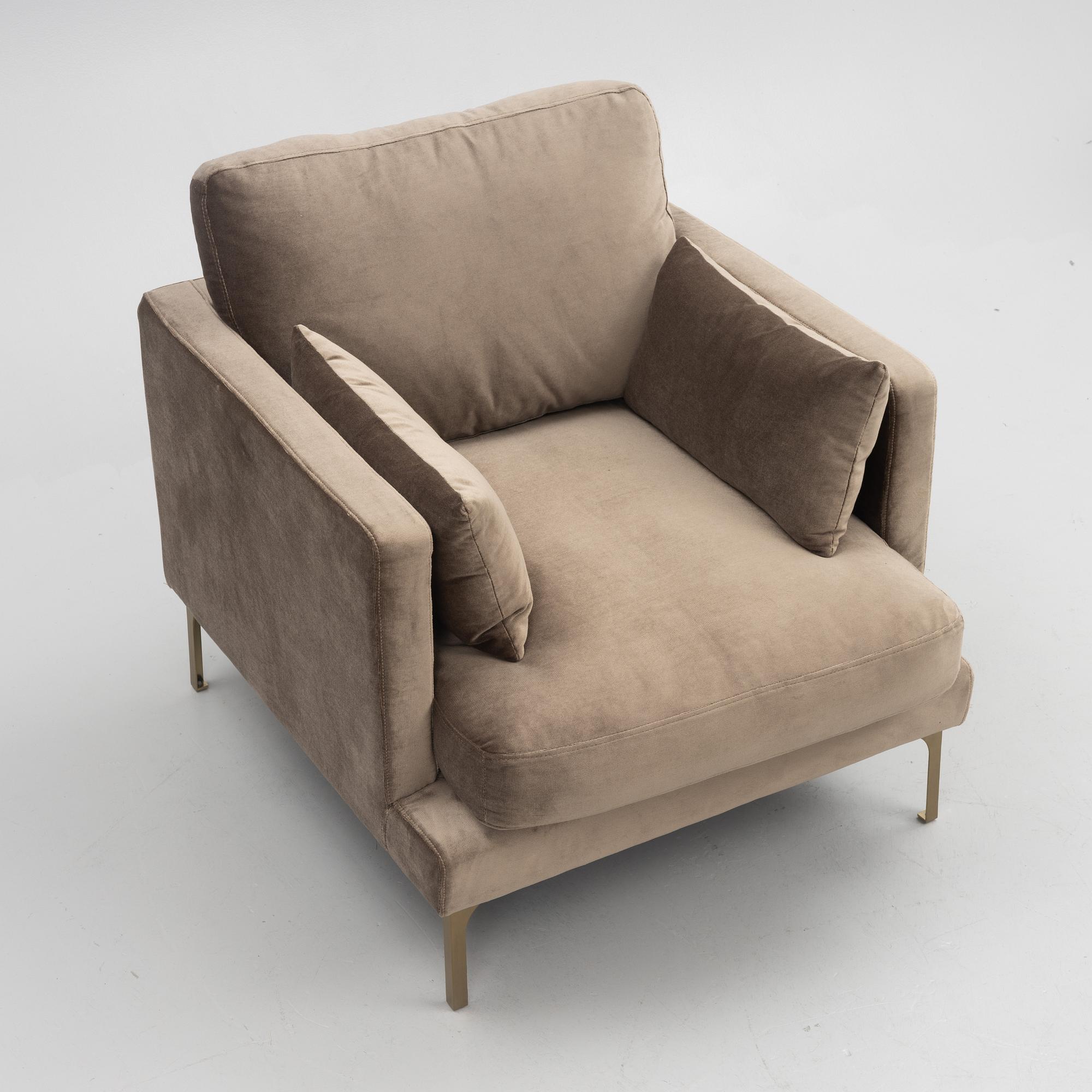 Ruth & Joanna, armchair, contemporary.