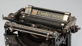 SKRIVMASKIN, Underwood, 1900-talets början.