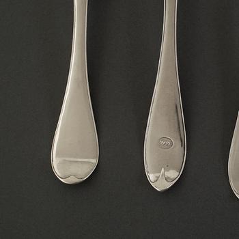 4 + 13 18th and 19th century silver spoons.