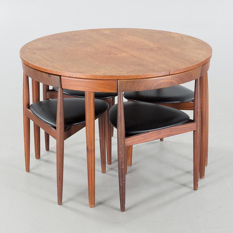 Four chairs and a table, designed approx 1952 by Hans Olsen for Frem Røjle.