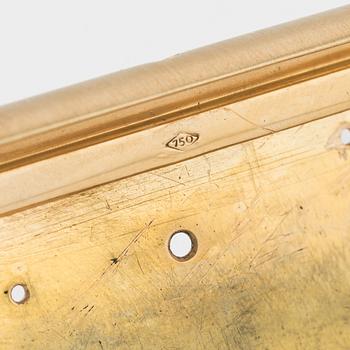 18K gold vanity case.