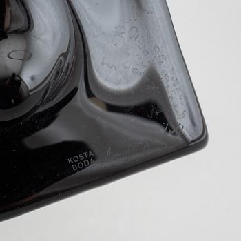 Two art glass tiles by Åsa Jungnelius for Kosta Boda, Signed.